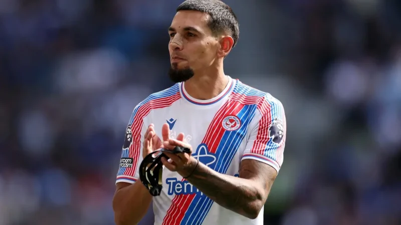Daniel Muñoz es nuevo jugador del Nottingham Forest: pago millonario al Crystal Palace