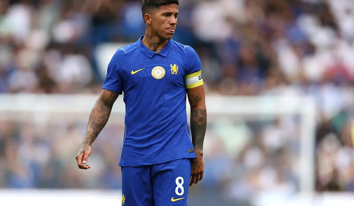Abucheo y ensordecedora silbatina para Enzo Fernández en Fulham – Chelsea