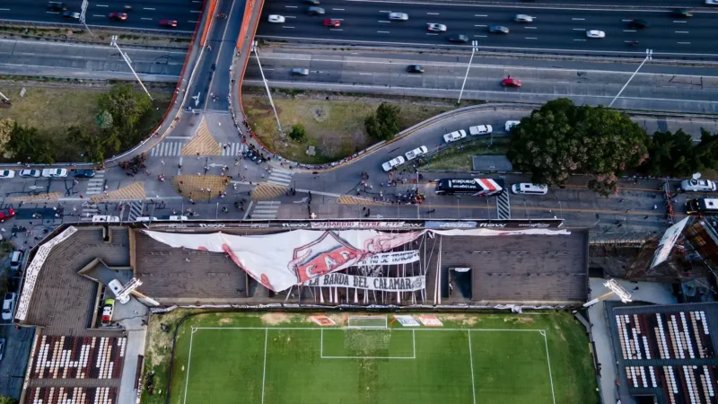 El operativo de seguridad y accesos para el Platense – Boca con visitantes en Vicente López