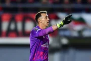Fernando Muslera es baja en Estudiantes para enfrentar a Boca por un cuadro febril