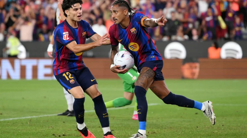 Raphinha marcó otro doblete, alcanzó la línea de Mbappé y gritó su gol 80 con Barcelona
