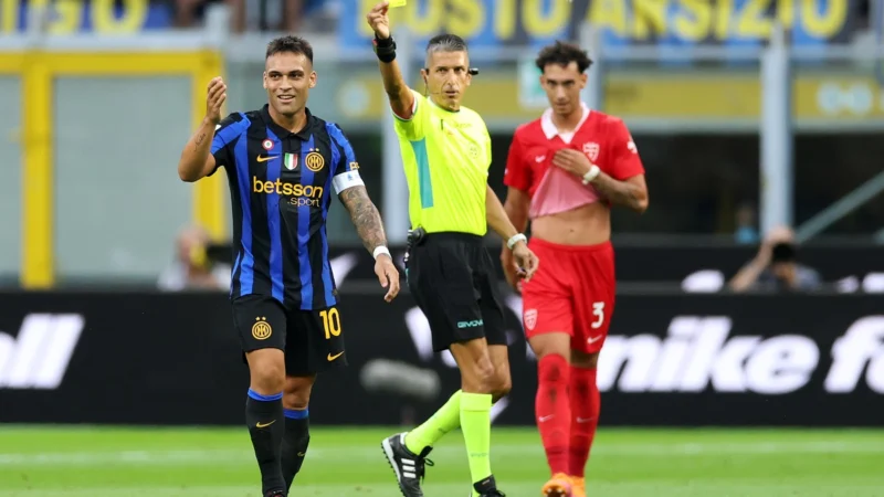Inter comenzó la defensa del Scudetto goleando a Monza