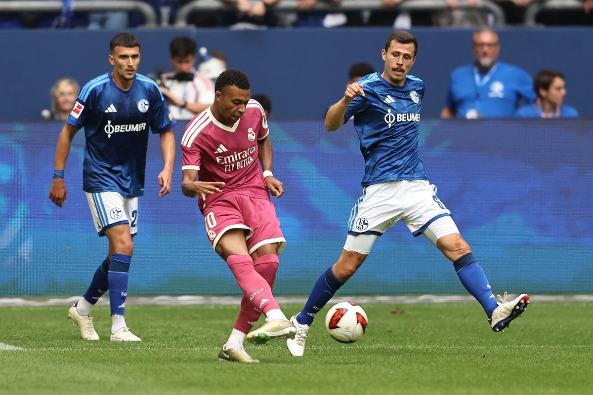 Mbappé necesitó 5 minutos para volver al gol con Real Madrid