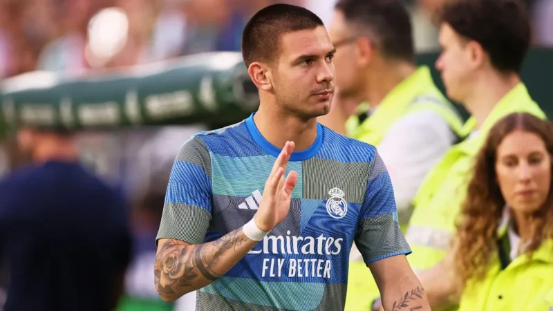 Franco Mastantuono jugará en la Fiorentina y ya se entrena al margen en Real Madrid