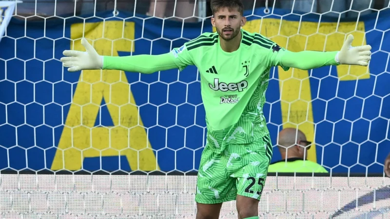 Guglielmo Vicario salió lesionado en Juventus y volvería en septiembre