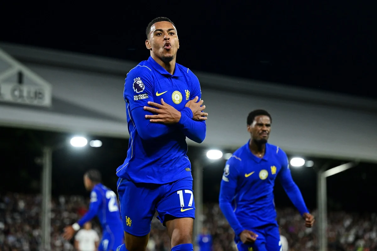 Morgan Rogers pagó con gol su transferencia al Chelsea