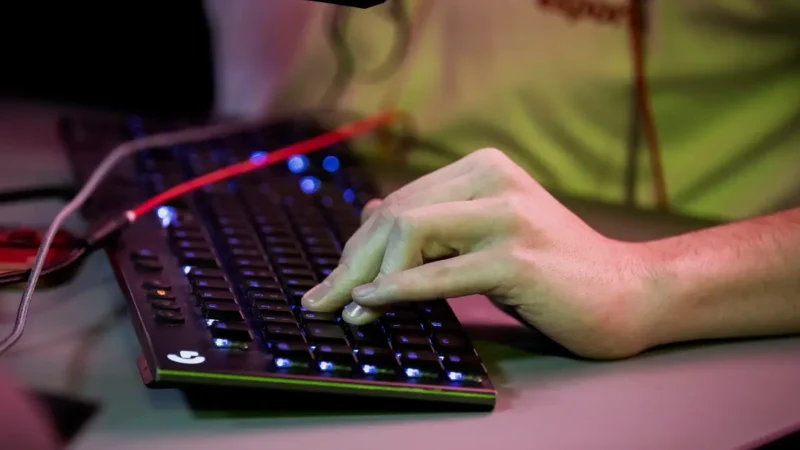Cómo elegir una plataforma de juego online si ya apostás en deportes 