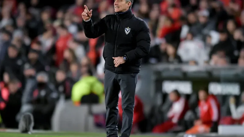 La frase viral de Guillermo tras el River 2 – Vélez 2: «Ellos gastaron 80 o 90 millones y nosotros nada»