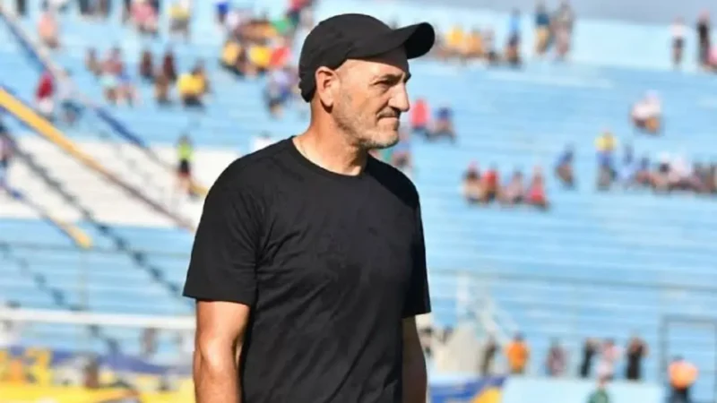 Guillermo Duró cruzó a Guillermo tras la polémica en Riestra – Vélez: «Se vive quejando»