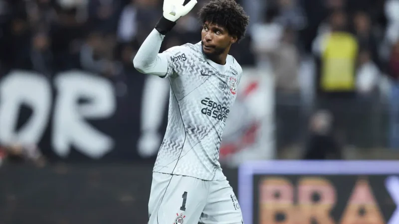 Hugo Souza denunció insultos racistas en Rosario Central-Corinthians: “Me llamaron mono”