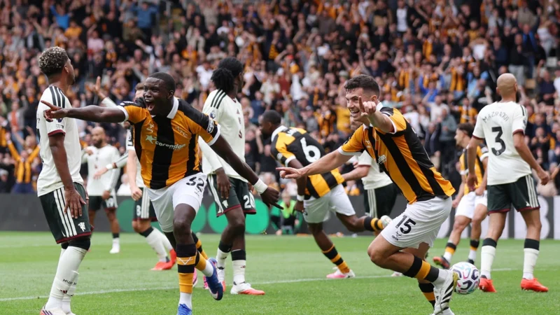 Hull City sorprende a Manchester United con sus primeros goles por Premier League en una década