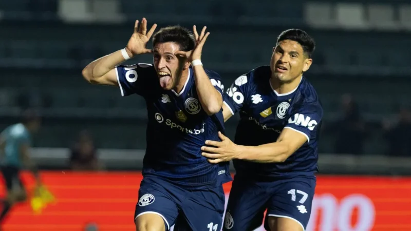 Independiente Rivadavia venció a Aldosivi y avanzó a cuartos de final de la Copa Argentina