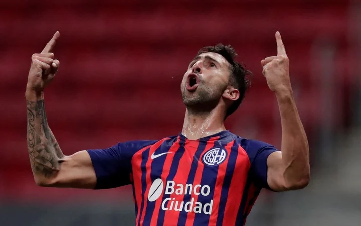 Alejandro Donatti volvió a jugar al fútbol y lo hizo en Boca Unidos