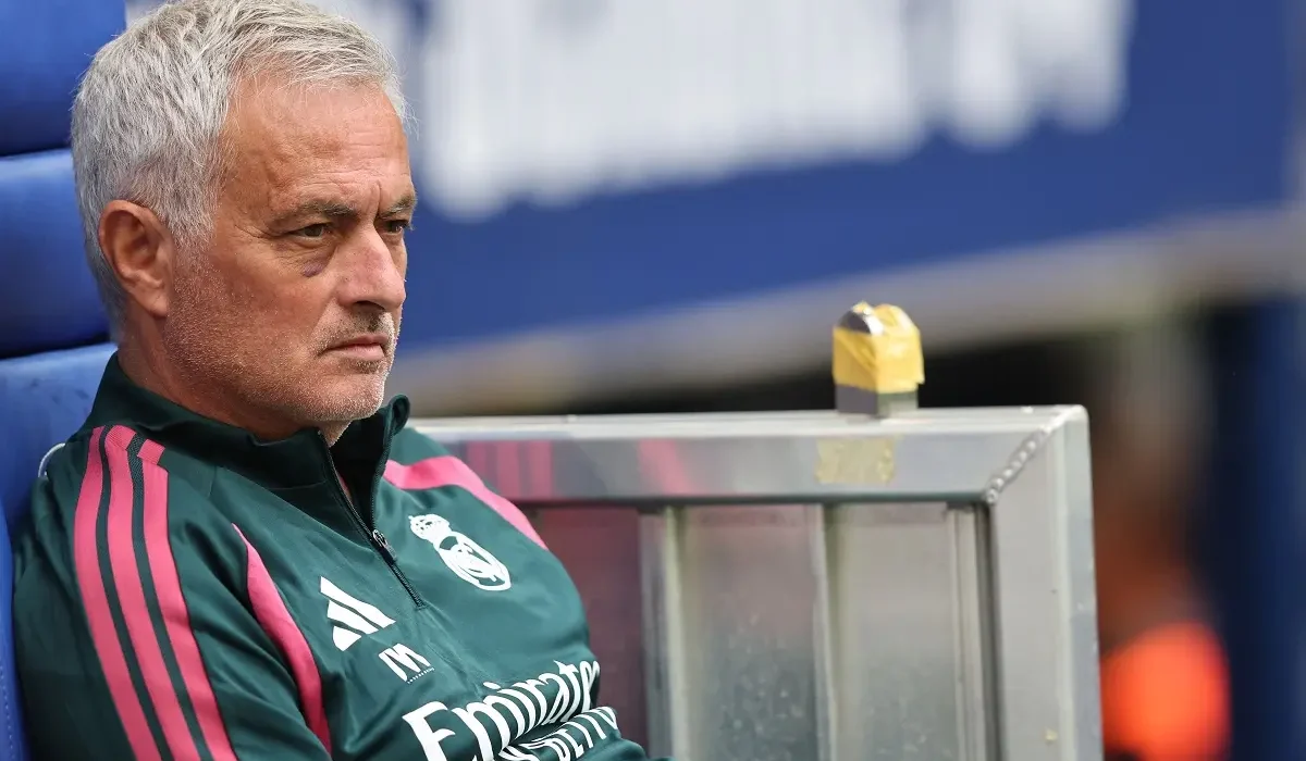 Mourinho: «Terminar una temporada del Real Madrid sin trofeos no es sería exitosa»