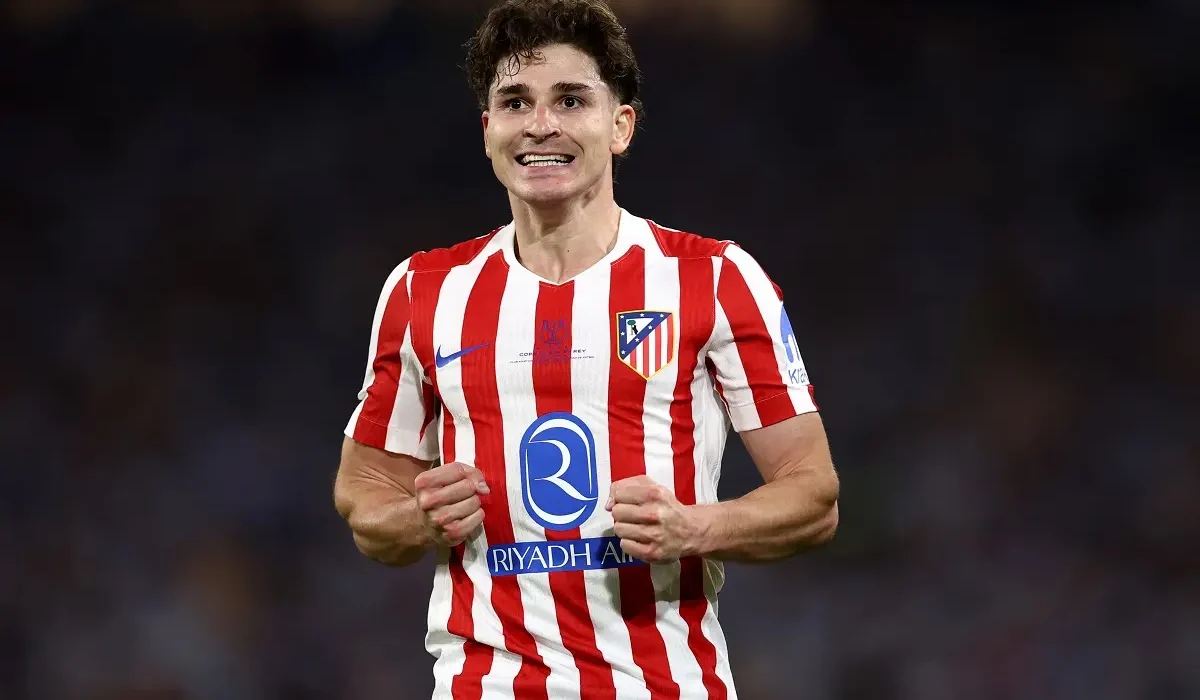 Enrique Cerezo, contundente sobre Julián Álvarez: «Se ganará al Atlético en dos partidos»