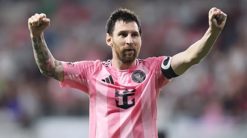 Lionel Messi llegó a los 920 goles en su carrera con un tiro libre para Inter Miami ante Montreal