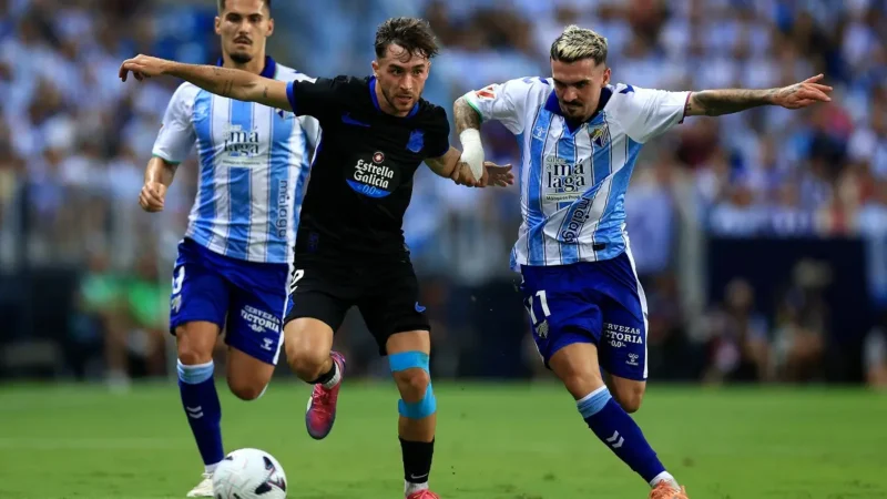 Málaga y Deportivo La Coruña empataron 1-1 y no pudieron ganar su primer partido en La Liga