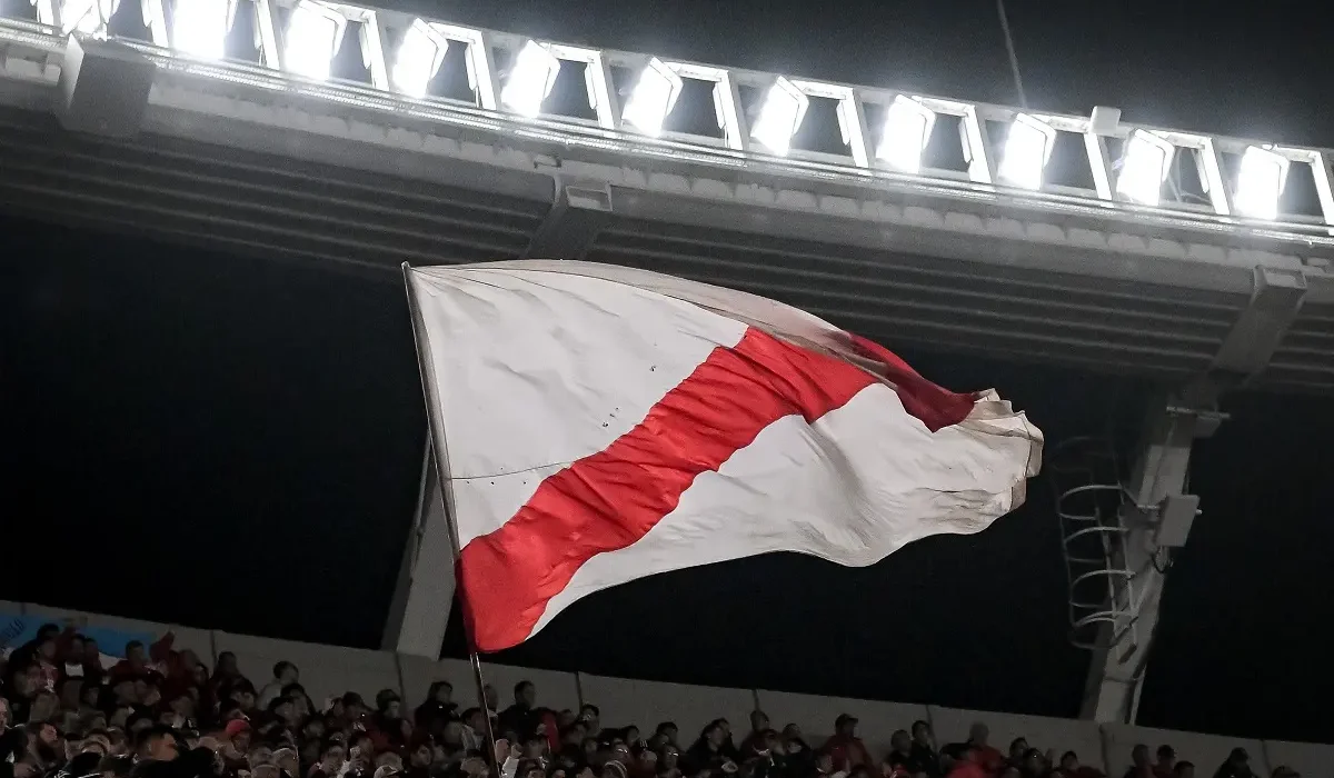 River e Independiente Santa Fe confirmaron sus 11 para definir el pase a cuartos de la Sudamericana