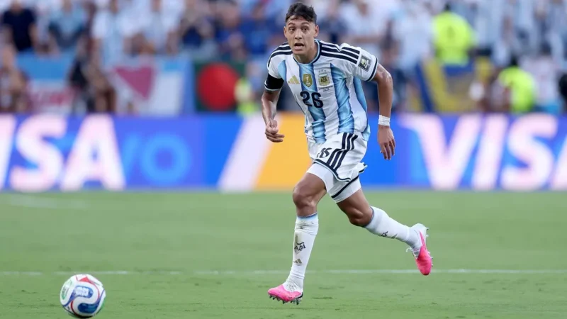 Nahuel Molina, a un paso de Roma: inminente fichaje y millones para el Atlético de Madrid