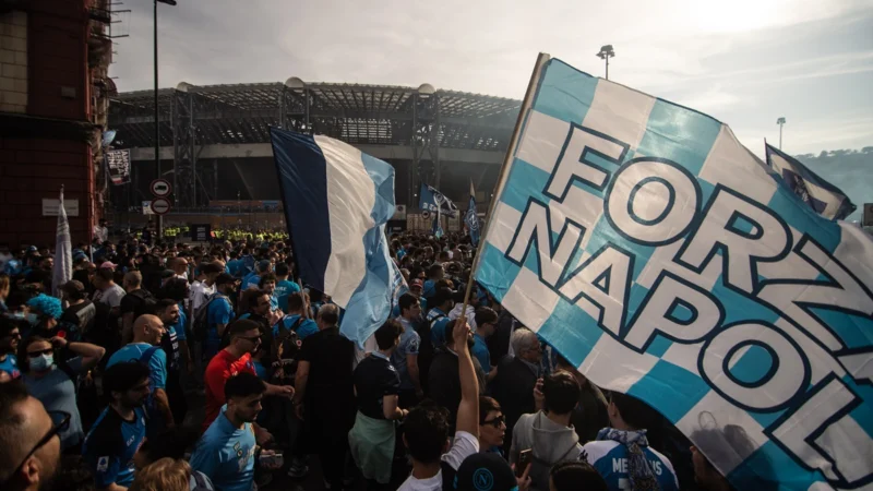 Napoli celebra su primer siglo de vida