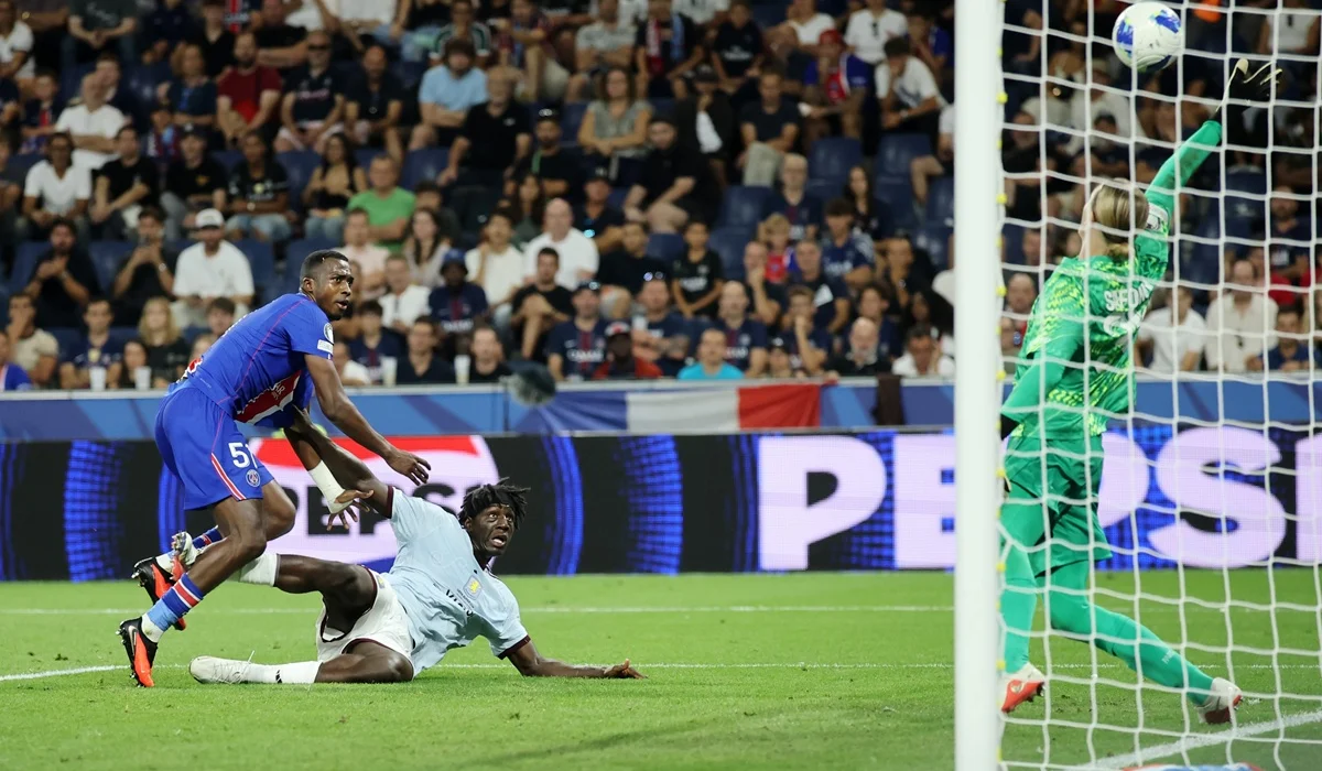 Brian Madjo, de 17 años, marcó por Supercopa ante PSG su primer gol en la elite europea