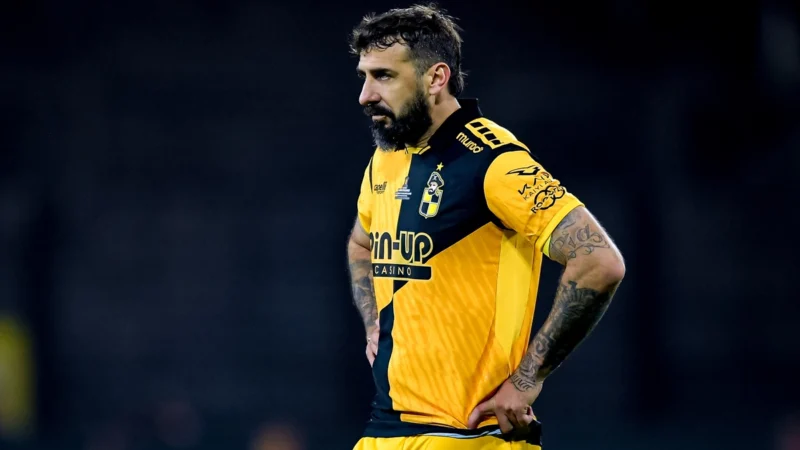 Lucas Pratto salió lesionado en Coquimbo Unido ante Platense
