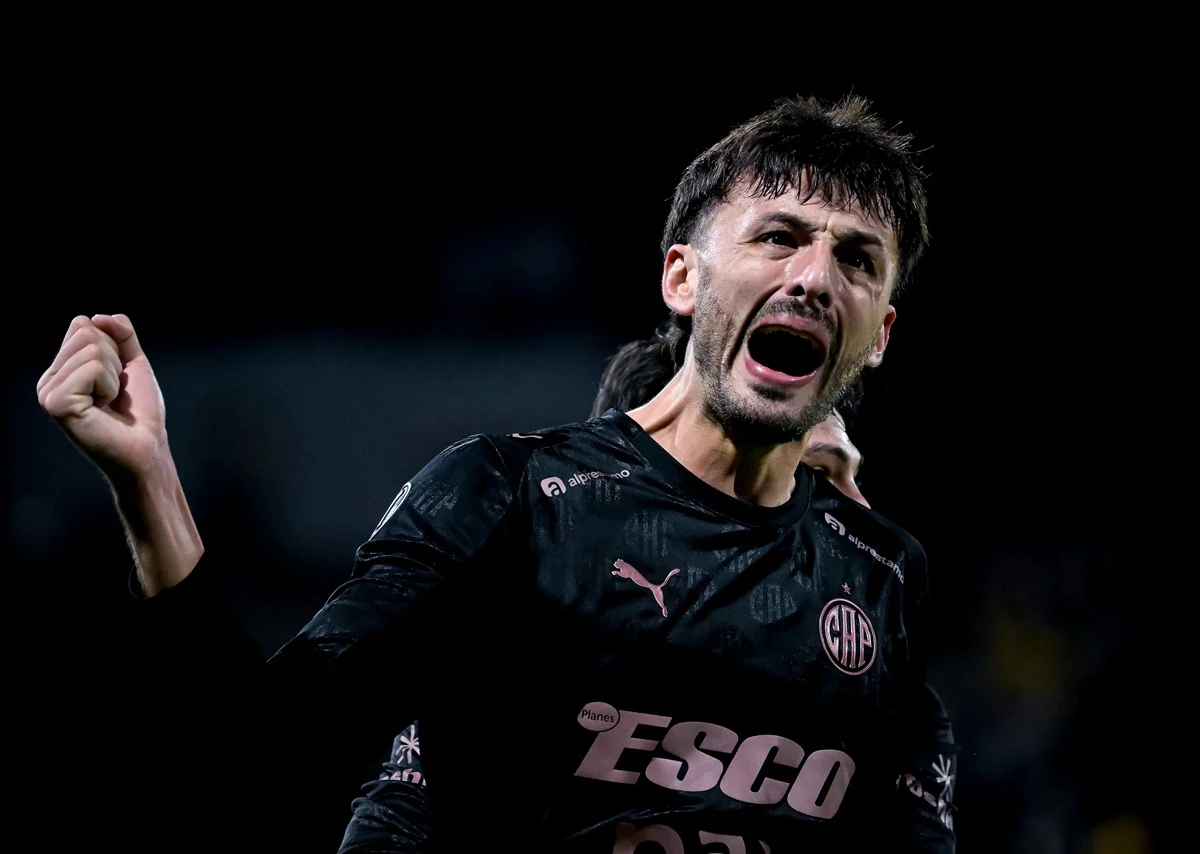 Luciano Giménez marcó por Copa Libertadores su primer gol con Platense