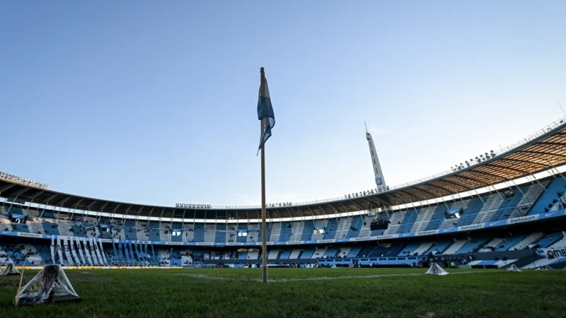 Formaciones confirmadas para Racing y Banfield en el Clausura