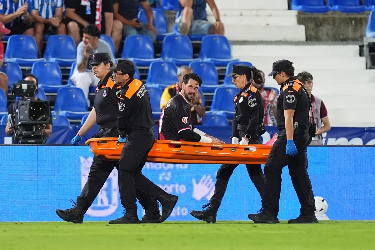 Dura lesión de Augusto Batalla en Rayo Vallecano – Alavés