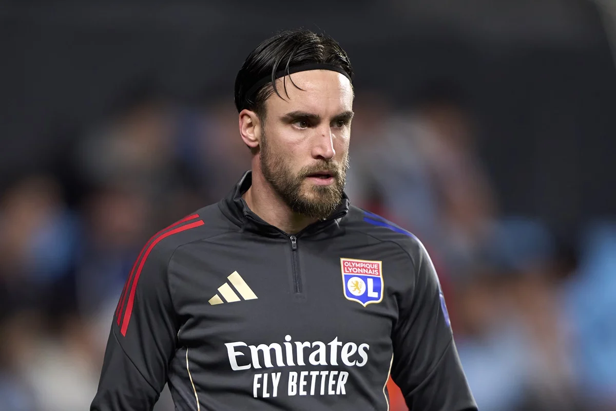Nicolás Tagliafico sigue sin sumar minutos en Lyon