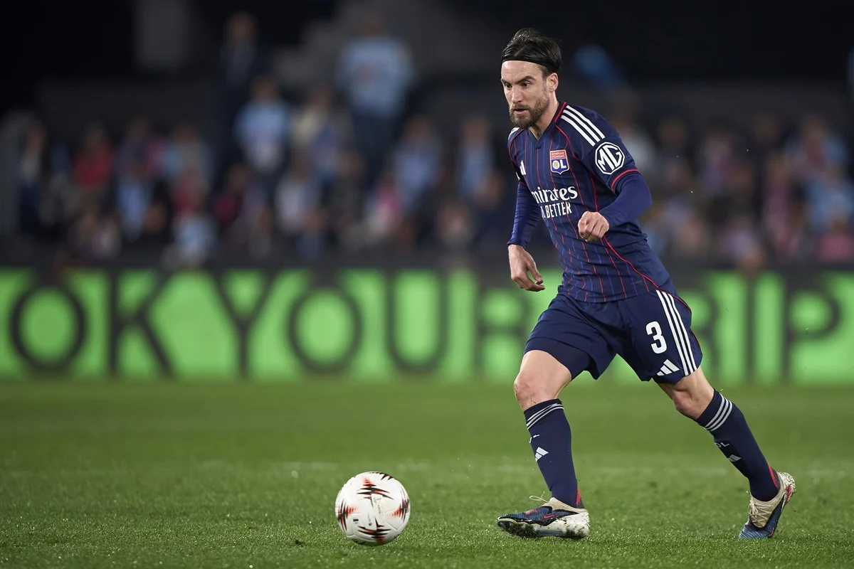Nicolás Tagliafico recuperó la titularidad en Lyon ante Le Havre