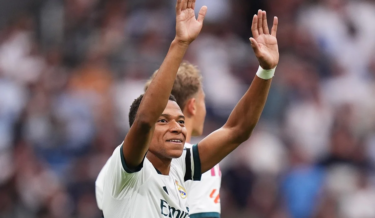 Mbappé marcó ante Málaga y llegó a los 90 goles en Real Madrid