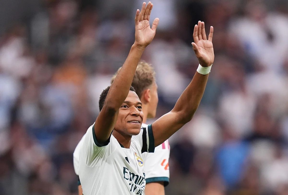 Mbappé marcó ante Málaga y llegó a los 90 goles en Real Madrid
