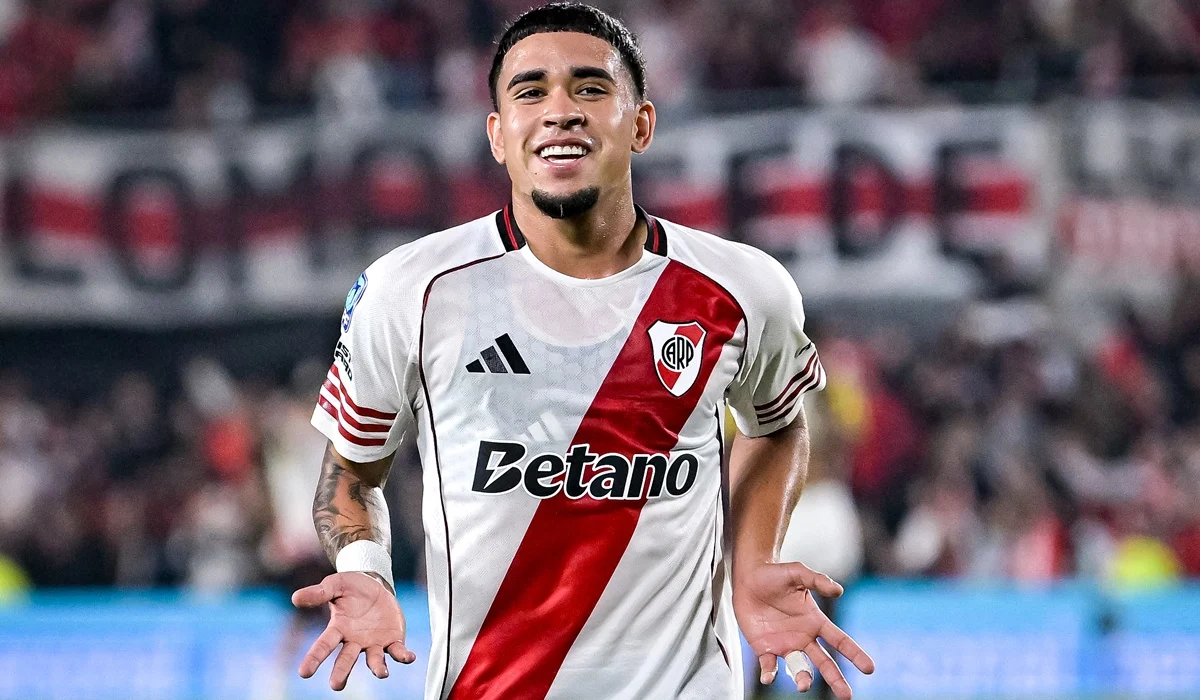 Kendry Páez rescindió con River y regresa a Chelsea