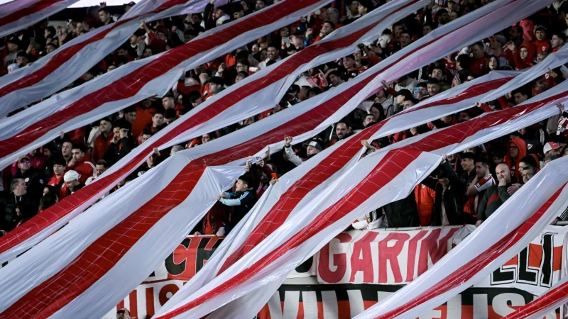 River tuvo un hall caliente y pidió por Ramón Díaz