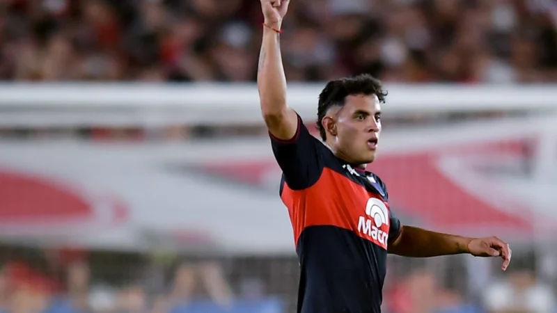 Tigre confirmó la venta de David Romero al Parma
