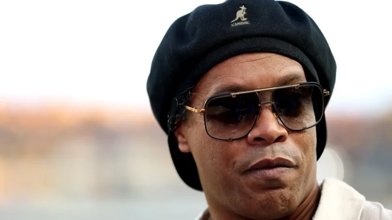 Ronaldinho y su nuevo desafío en Ravenna: ¿cuántos goles le faltan para llegar a los 300?