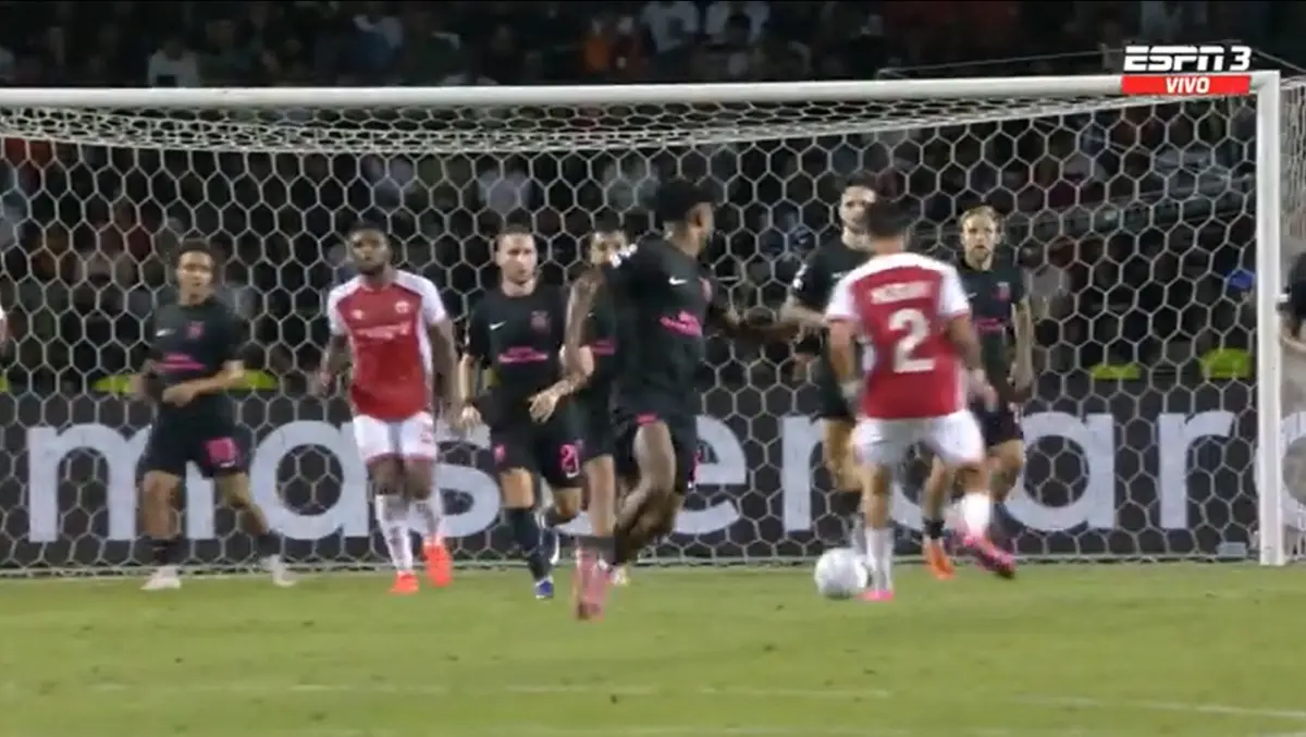 El arquero del Sabah cometió dos graves horrores y Hapoel Be´er Sheva encamina su pase a la Champions