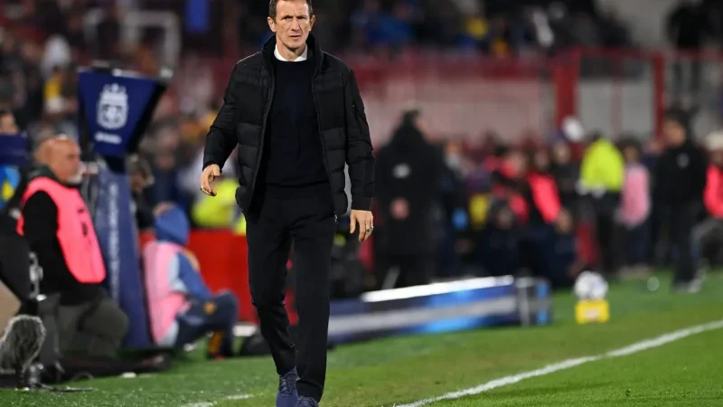 Arruabarrena habló tras el empate de Boca ante Vélez: «Merecíamos llevarnos los tres puntos»