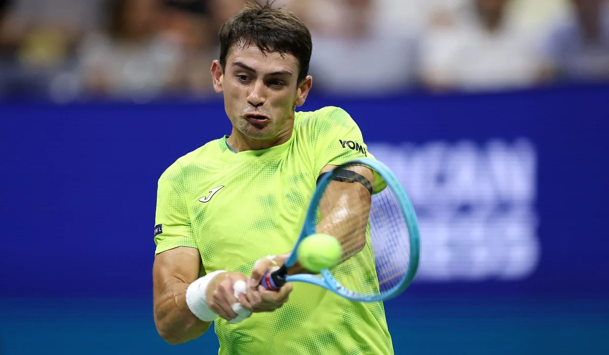 Mariano Navone venció a Berrettini y se metió en tercera ronda del US Open