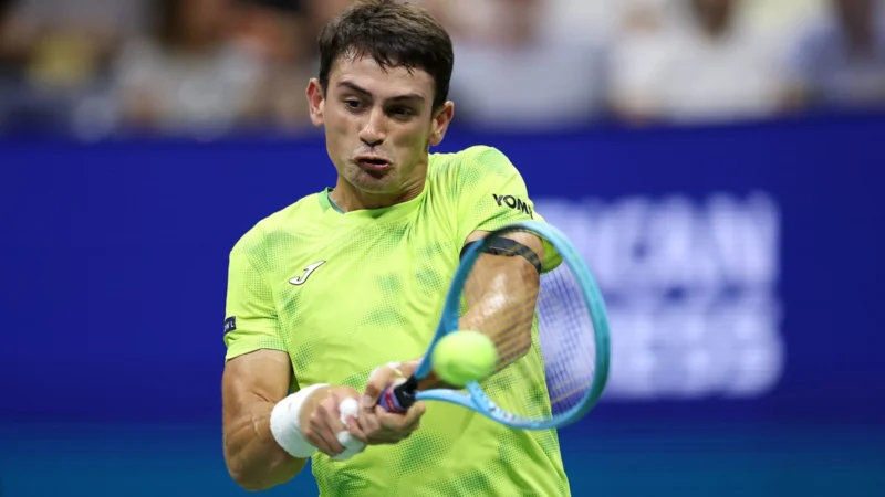 Mariano Navone venció a Berrettini y se metió en tercera ronda del US Open