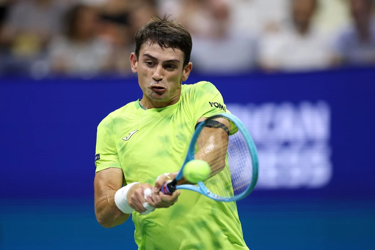 Mariano Navone venció a Berrettini y se metió en tercera ronda del US Open