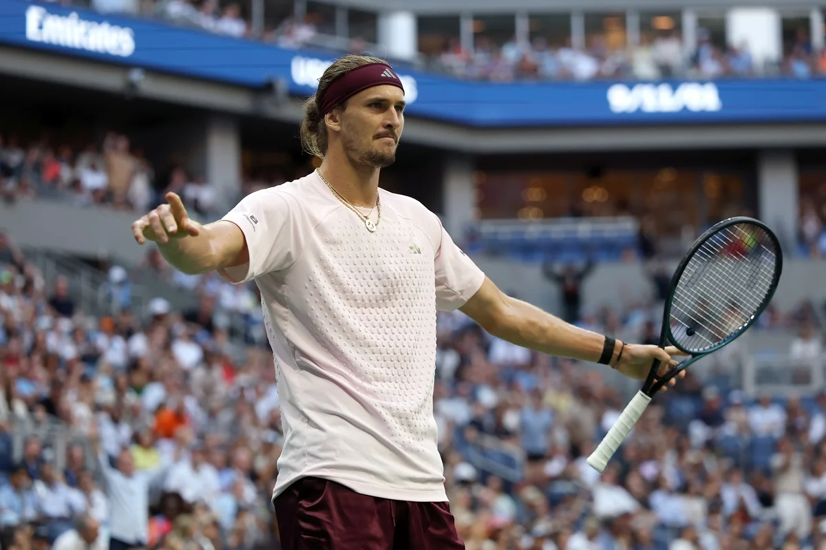 Zverev le ganó a Khachanov y espera por Tiafoe o Shelton