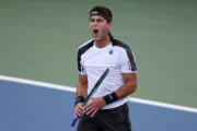 Tomás Etcheverry le ganó a Navone y se metió en octavos del US Open