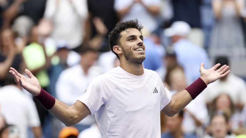 Fran Cerúndolo fue multado con 5 mil dólares en el US Open