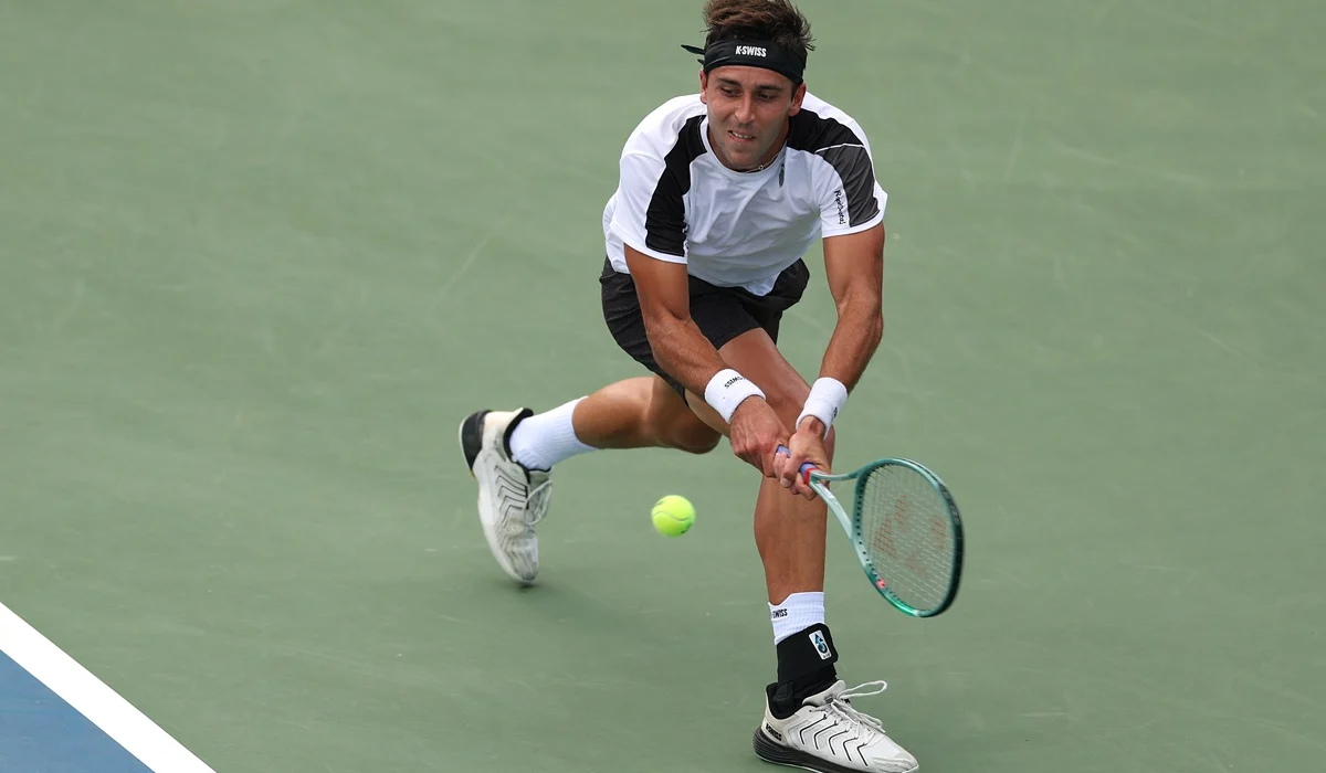 Tomás Etcheverry cayó en octavos de US Open ante Alex Michelsen