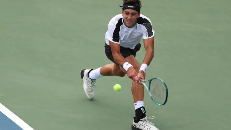 Tomás Etcheverry cayó en octavos de US Open ante Alex Michelsen