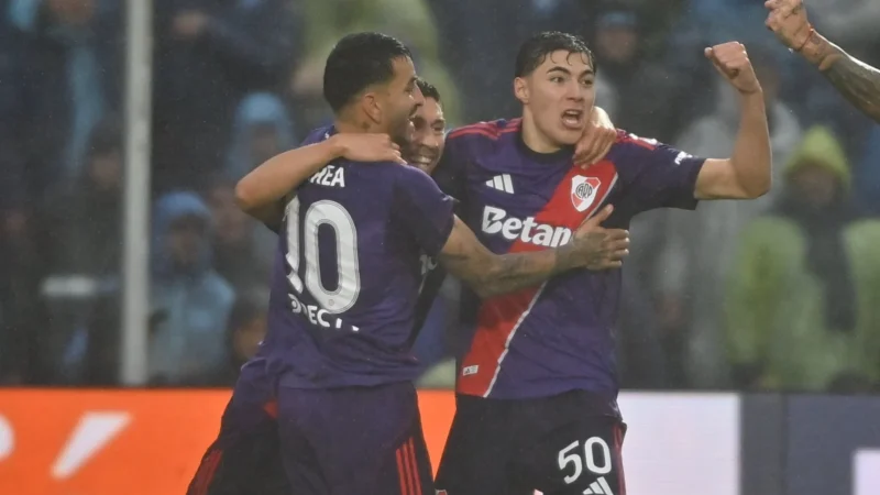 River venció agónicamente a Atlético Tucumán