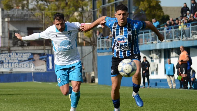 Gimnasia de Jujuy le ganó a Almagro y quedó como escolta de Tristán Suárez