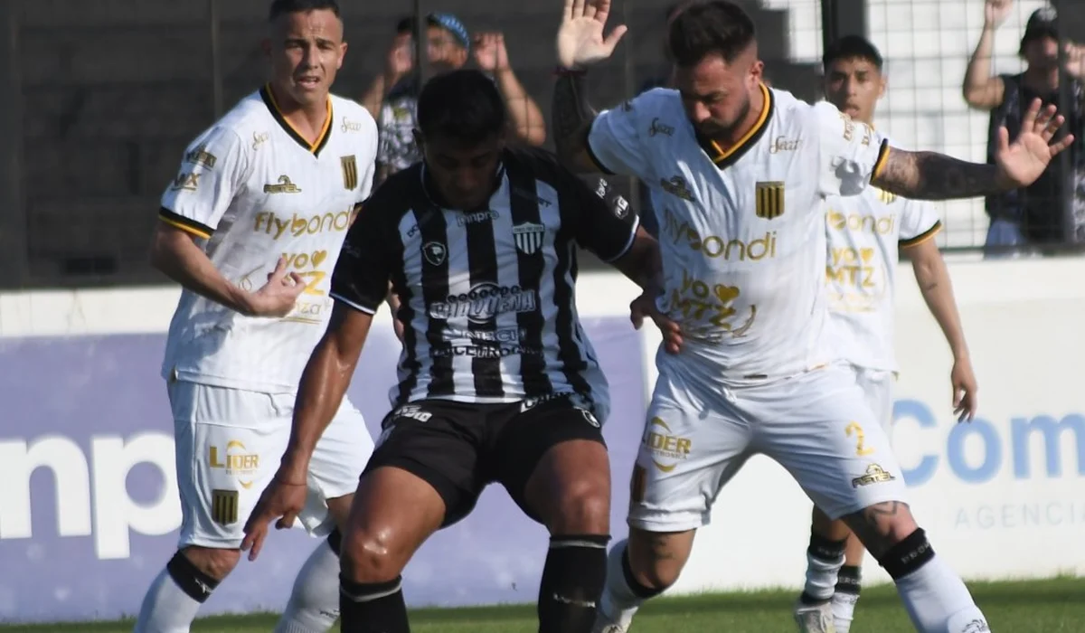 Chaco For Ever estiró su buen presente con triunfo ante Almirante Brown